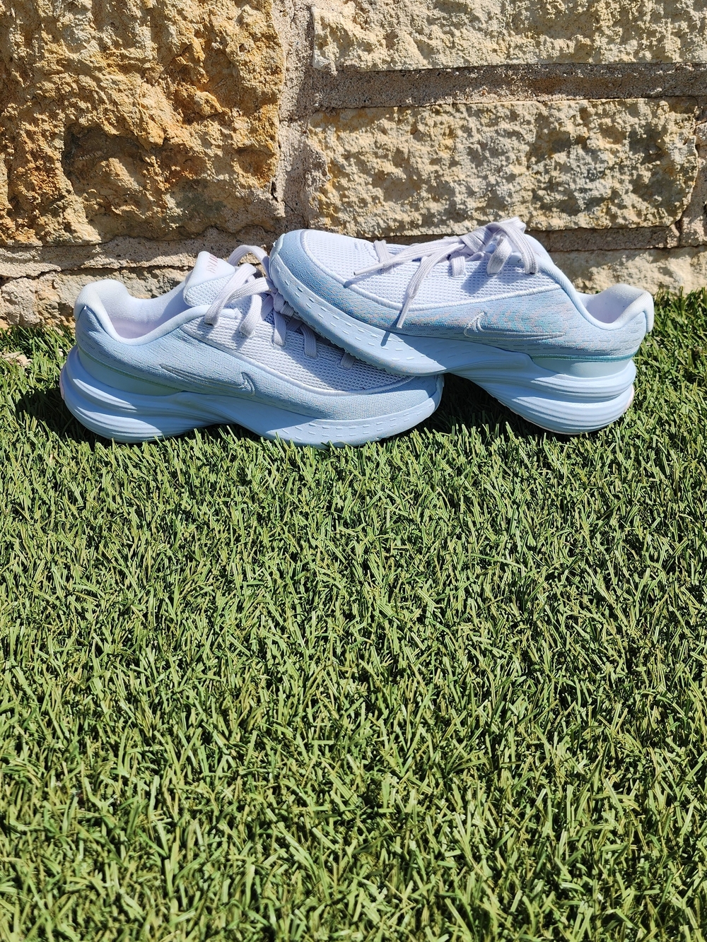 Nike Uplift SC Sneaker in Light Armory Blue